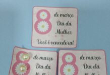 Lembrancinha cartão para o Dia da Mulher com brinco Lembrancinha cartão para o Dia da Mulher com brinco