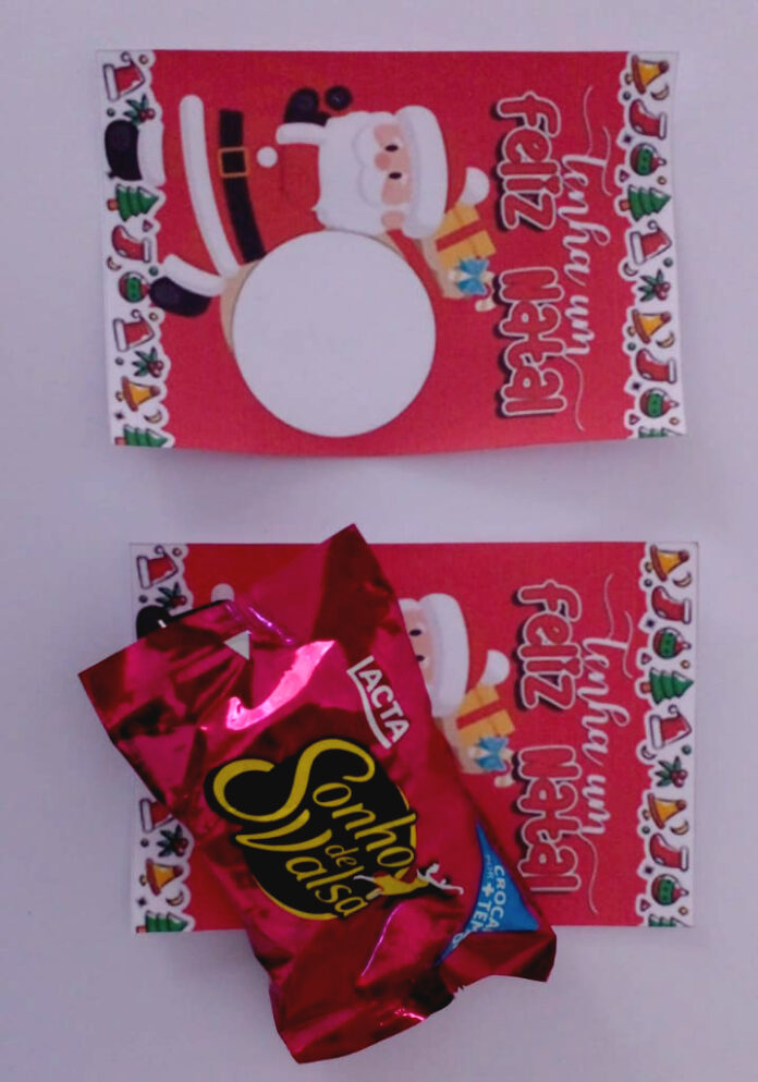 Cartão para Natal com bombom Cartão para Natal com bombom